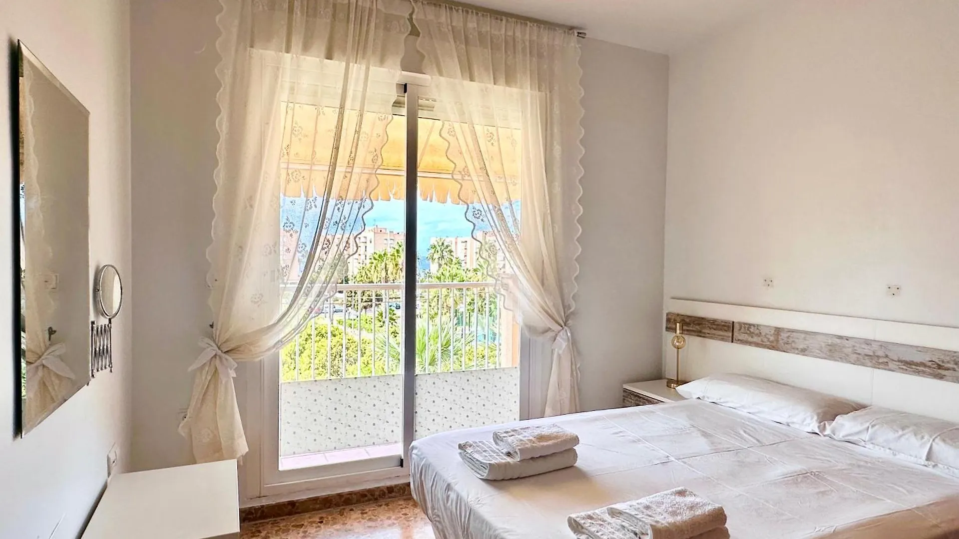 Genial Piso En Salobrena Parking Incluido Y Wifi Apartment 0*,  Spain