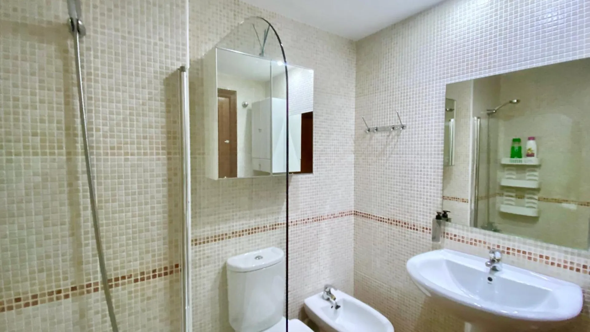Apartament Genial Piso En Salobrena Parking Incluido Y Wifi